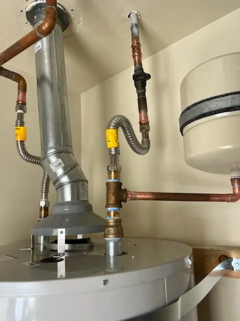 Water heater installation and plumbing repair in Harwood Heights